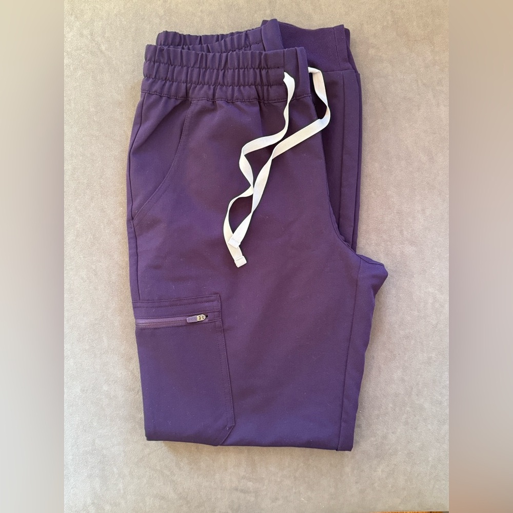 Figs Purple Jam Uman Relaxed Jogger Scrub Pants Size Small TALL